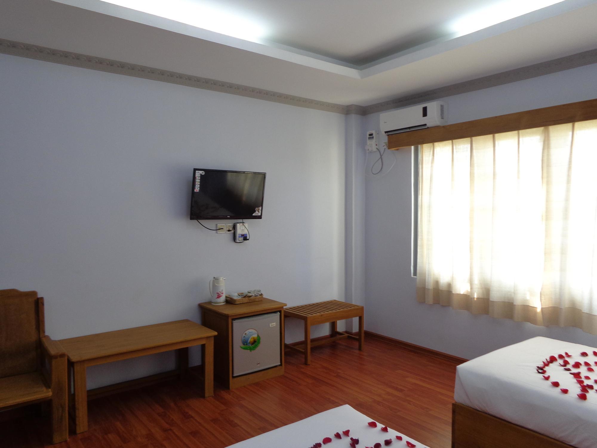 Golden Lotus Inle Hotel Nyaung Shwe Luaran gambar